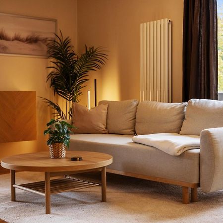 Edler Wohnraum Schwanenteich-Oase Mit Balkon, Kaffeevollautomat, Lift & Parkplatz Apartment Zwickau Ngoại thất bức ảnh