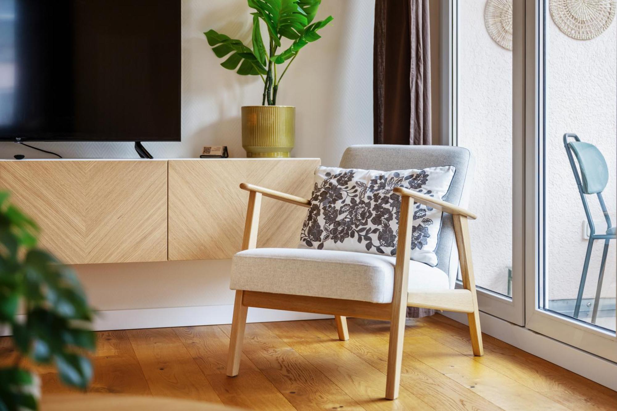 Edler Wohnraum Schwanenteich-Oase Mit Balkon, Kaffeevollautomat, Lift & Parkplatz Apartment Zwickau Ngoại thất bức ảnh
