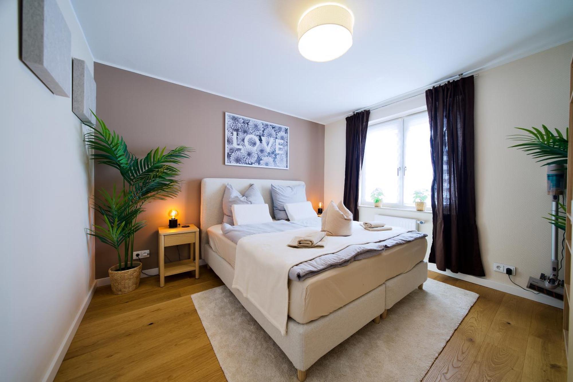 Edler Wohnraum Schwanenteich-Oase Mit Balkon, Kaffeevollautomat, Lift & Parkplatz Apartment Zwickau Ngoại thất bức ảnh