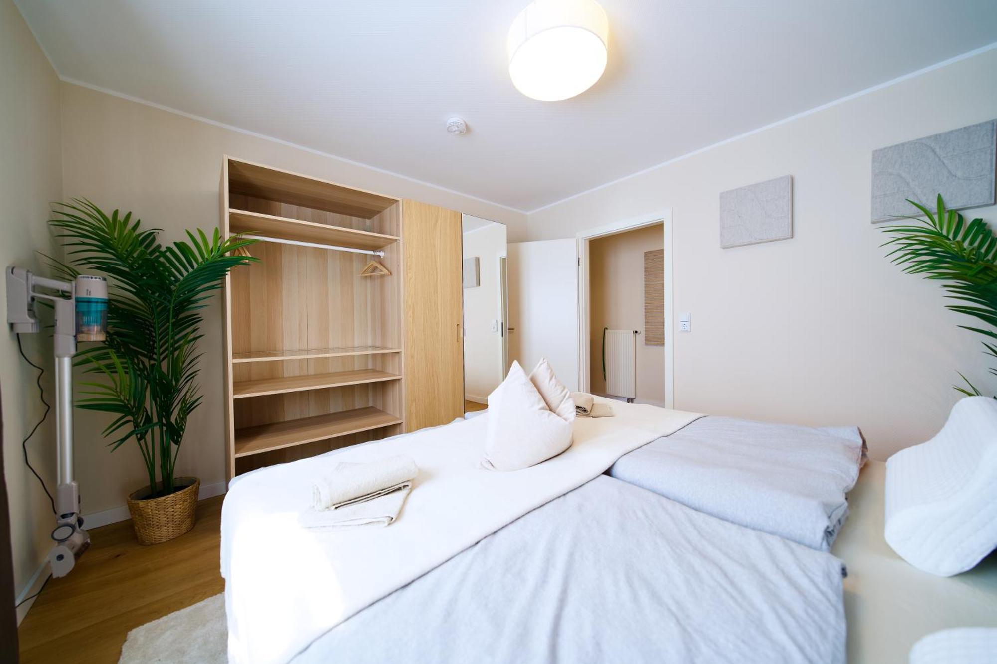 Edler Wohnraum Schwanenteich-Oase Mit Balkon, Kaffeevollautomat, Lift & Parkplatz Apartment Zwickau Ngoại thất bức ảnh