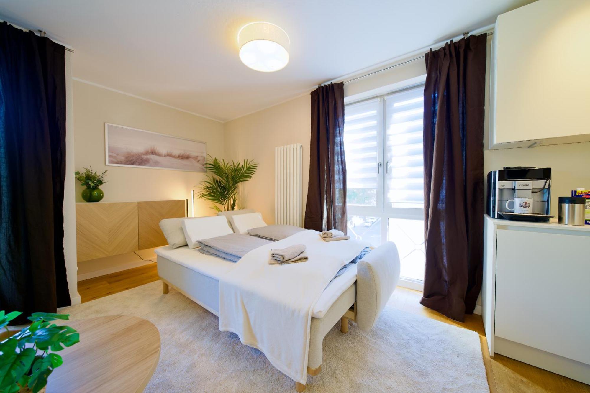 Edler Wohnraum Schwanenteich-Oase Mit Balkon, Kaffeevollautomat, Lift & Parkplatz Apartment Zwickau Ngoại thất bức ảnh